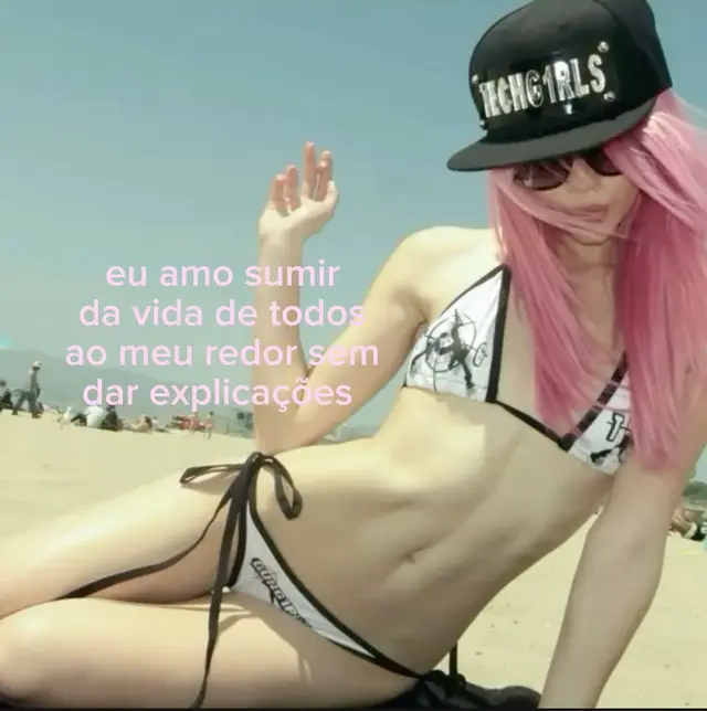 voltando dnv depois de ter esquecido que essa conta existe, amo #girlblogger 