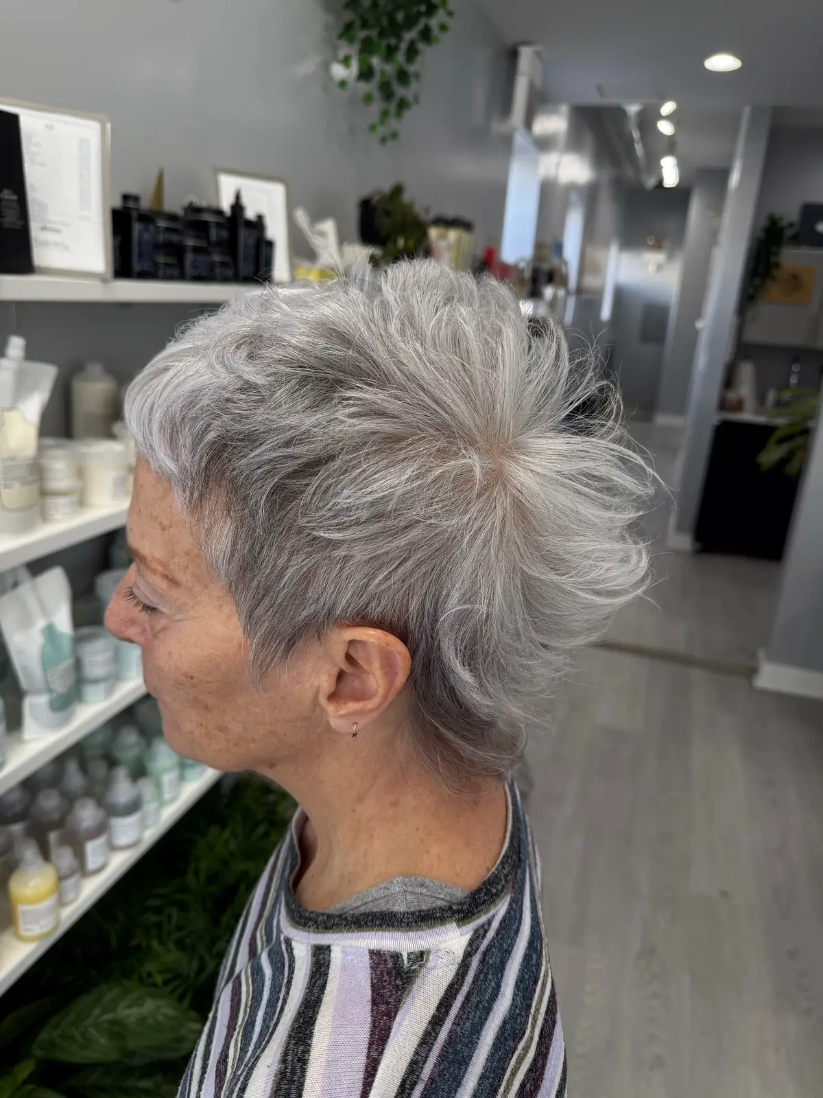 ✂️ACCEPTING NEW CLIENTS✂️(DM 2 BOOK) • Tuesday// Andersonville  Friday Saturday Sunday Lakeview East • #daegenmichelle #hairtransformation #chicagohairstylist #chicago #andersonville #lakeview #blonde #mullet #shag #wolfcut #extensions 