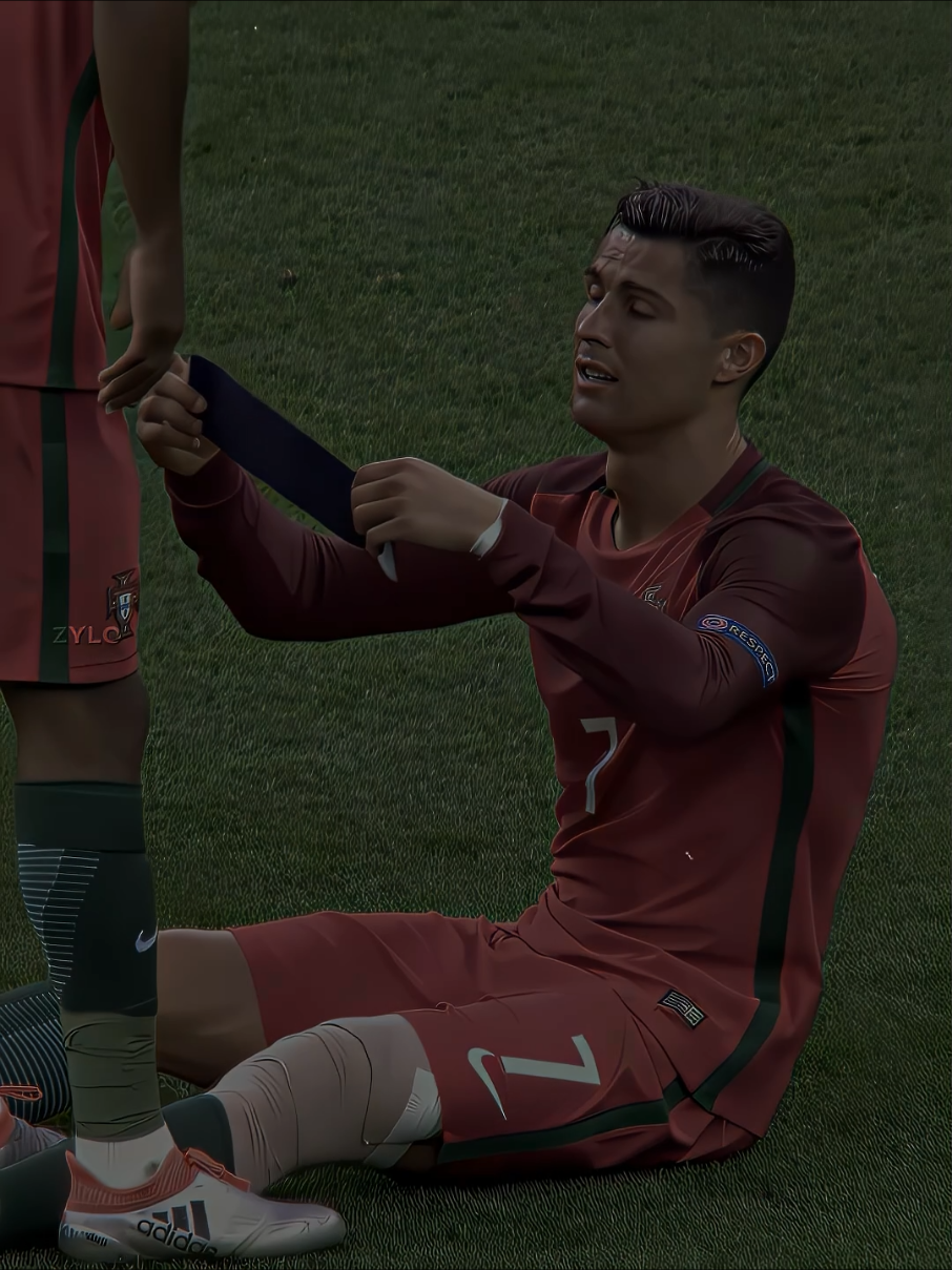 Ronaldo injury euros 2016😢  #cr7 #Ronaldo #euros2016 #football #sad #injury #shorts #viralvideo #fyp 