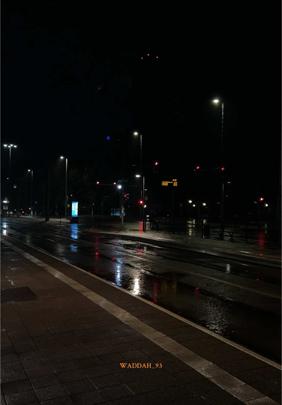 Manchmal kommt der größte Schmerz nicht von Feinden, sondern von denen, die man im Herzen trug🩶 #overthinker #erfolgssprüche #erfolg #zitate #trauersprüche #zitateundsprüche #lebensweisheiten #glücklichsprüche #glücklich #liebe #mindset #traurigkeit 