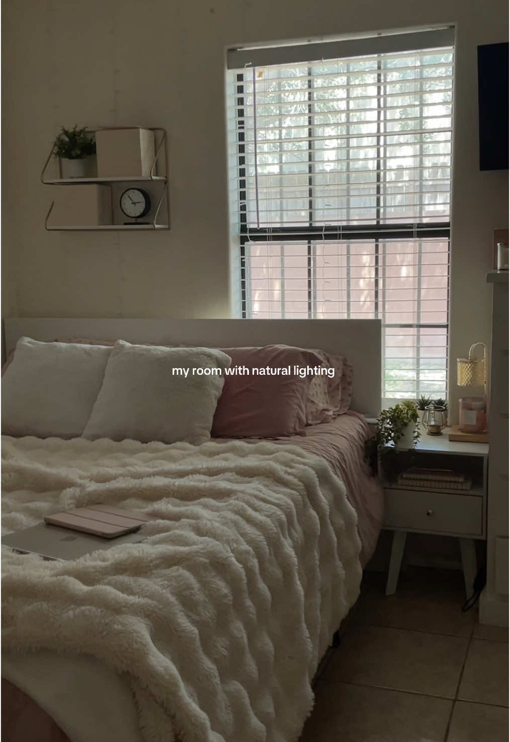 #fyp #cozyroom #bedroom #girlsroom #videodiary #naturallight 