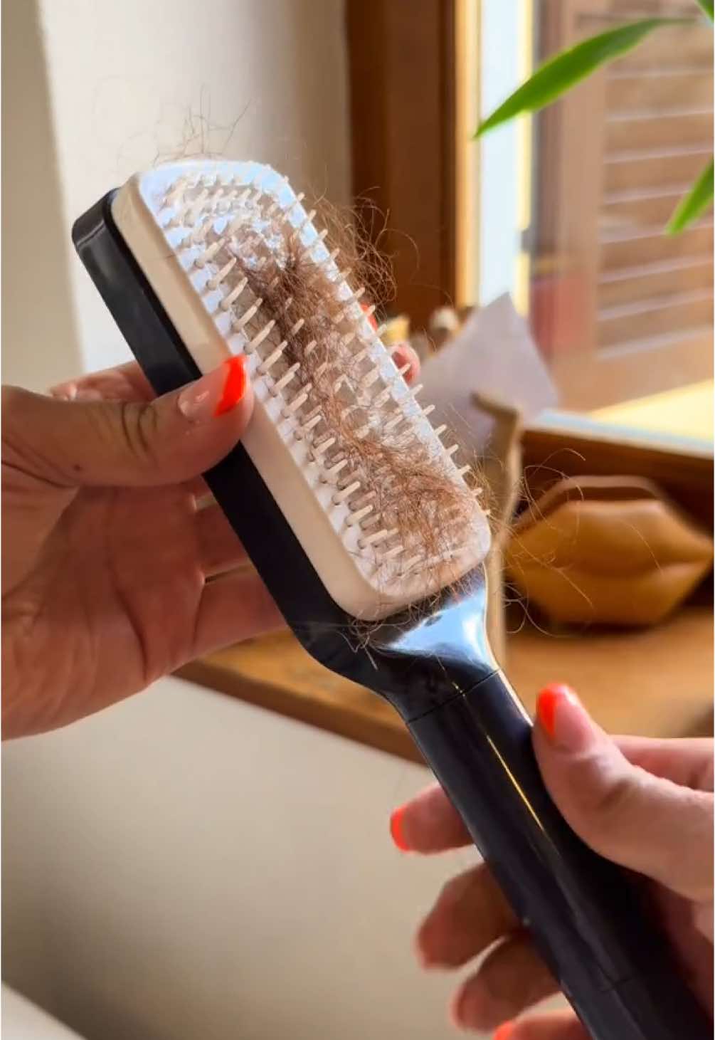 Say goodbye to tangled hair & messy brushes! 🚀 The 4-in-1 Auto-Cleaning Brush is here to revolutionize your hair care routine! ✨✨ With just one click, remove trapped hair effortlessly. No more struggle, no more mess! ✅ Ultra-soft, flexible bristles – detangles without pulling ✅ Instant self-cleaning – hair removal in seconds ✅ Suitable for ALL hair types ✅ Lightweight & ergonomic for daily use 🔥 Get yours today & enjoy hassle-free hair care! 🔥 #HairCare #BeautyHack #TangleFree #AutoCleanBrush #SelfCleaningBrush #HealthyHair #MustHave #trendingnow