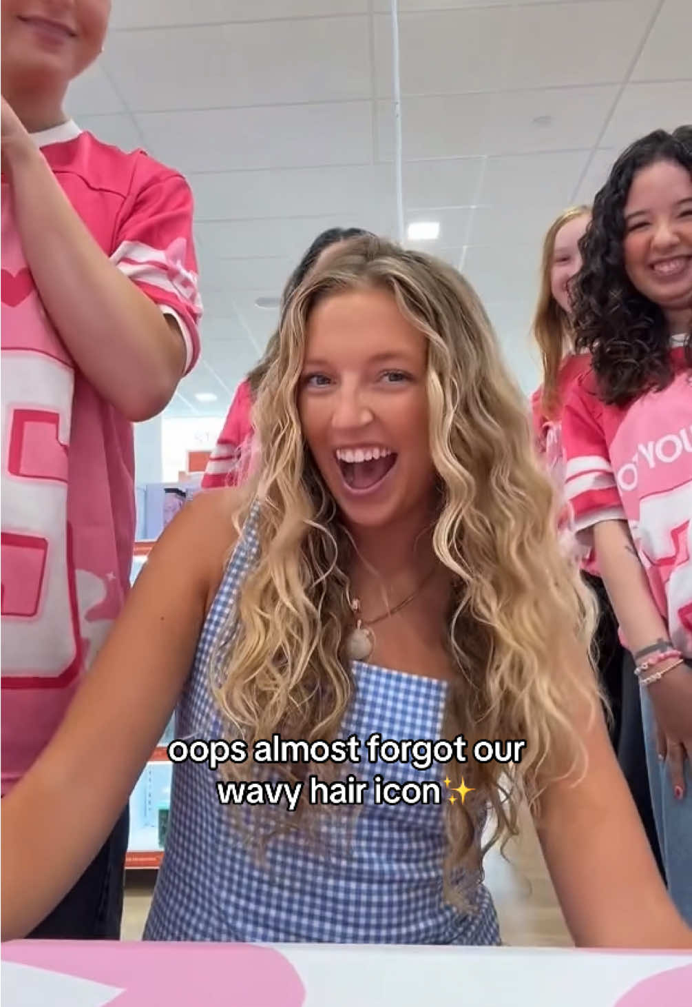 Bag secured at @Ulta Beauty 🤭🛍️🧡 @Greta Wilson  #ultabeauty #wavyhair #gretawilson #notyourmothers 