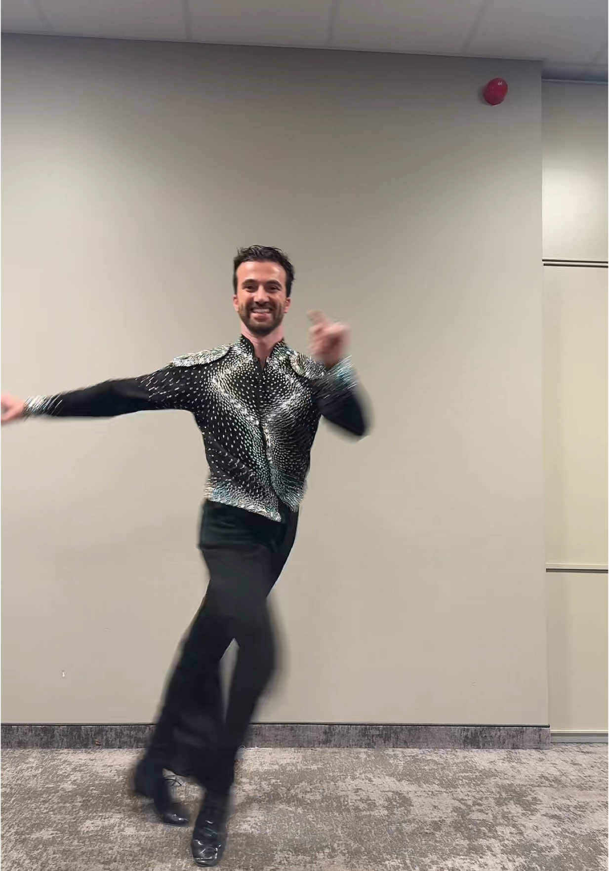 Samba whisk before show ⭐️ #blueshirtguy #samba #whisk #dance #ballroomdance #sambadance #ballroom #fyp #dancechallenge 