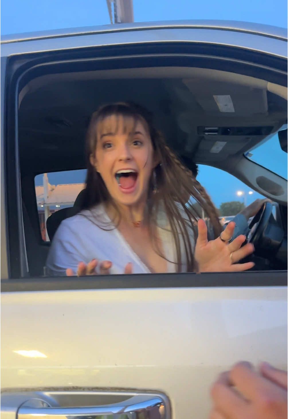 Surprising the bday girl!!! ✈️🥳💗 #birthdaysurprise #birthdaygirl #surprisebirthday #30thbirthday #girlsweekend #fyp @aubrey (taylor’s version) 