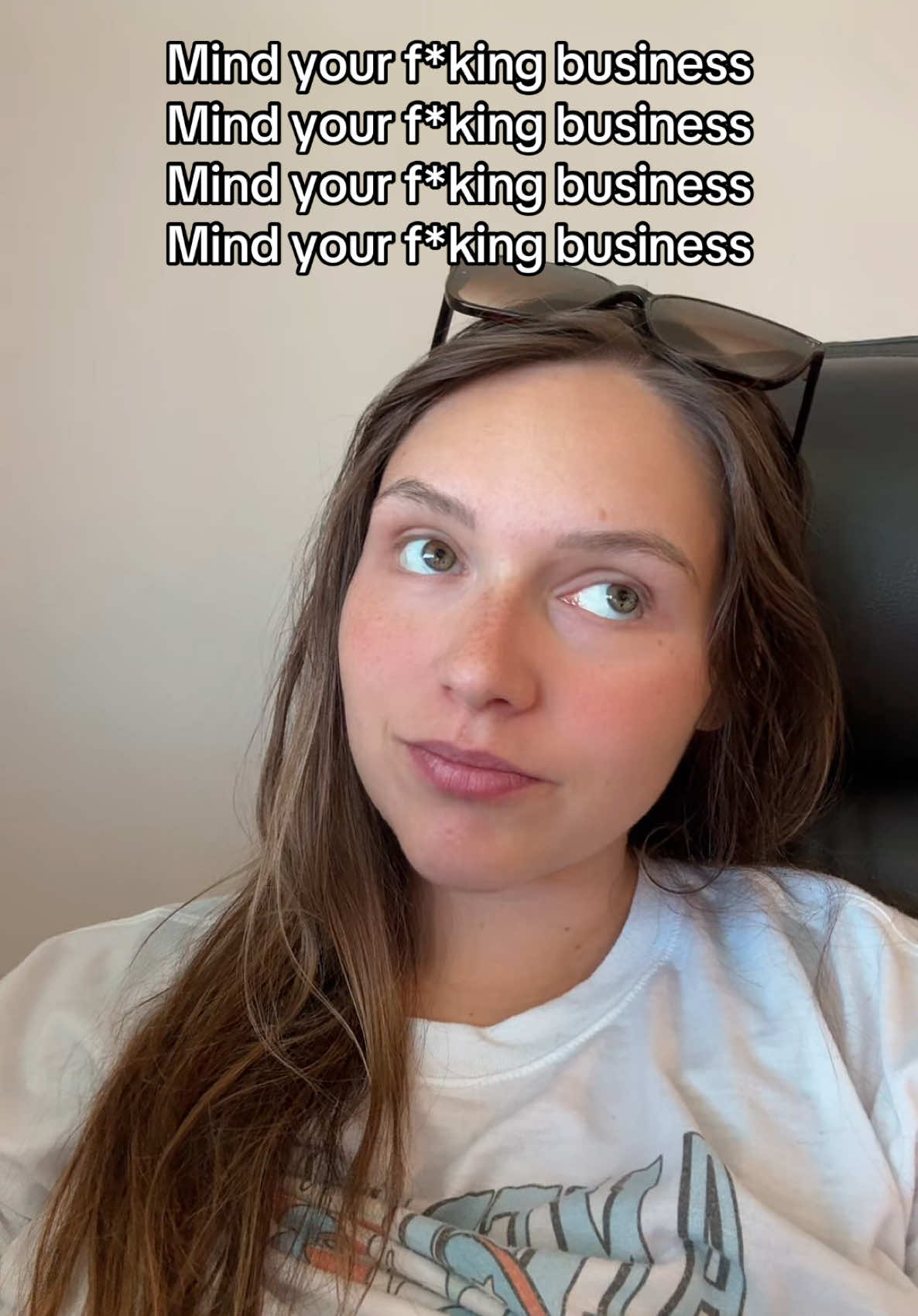 If you here this and you agree let me know in the comments!!#momtiktok #mindyourownbusiness #sahmlife #relateablemom #dontjudge #noperfectmoms 