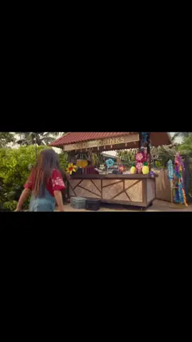 the new stitch is sooooo cute #stitch #liloandstitch #liloandstitchscene #edit #2025 #liveaction #lilo #waterscene #capcut #stitchliveaction #liloandstitchliveaction #ohana #family #noonegetsleftbehind #ohanameansfamily 