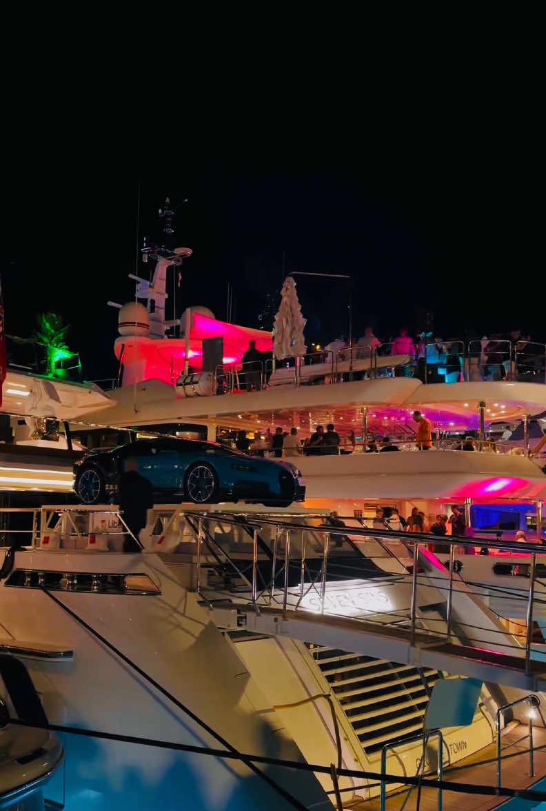 Billionaires of MC 🔥 #luxurylifestyle #rich #yachtlife #bilionaire #milionaire #monaco #fyp #foryoupagе #trends #viralvideos #wealth #motivation #dreamlife #nightlife 