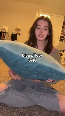 ranking pillow screamabilty! #scream #pillow #rating #fyp #foryoupage #foryou #edit #kencarson #viral #views 