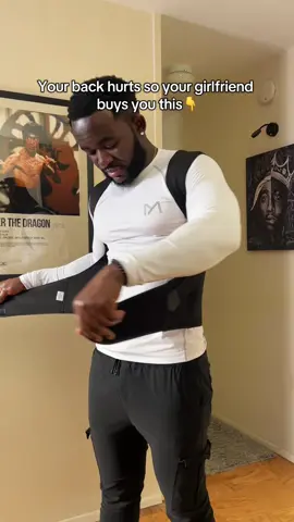 The best gift, I wish I got this sooner. #backpain #lowerbackpain #chiropractic #musthaveproducts #tiktokmademebuyit #posture #backpainrelief #posturecorrector 