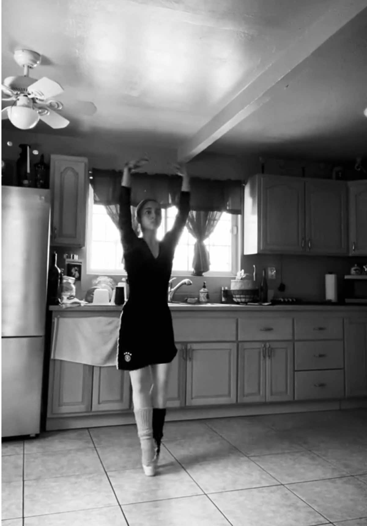 Ameeee 🖤🌪️ #ballerina #ballettok #fyp #fypシ  #ballet 