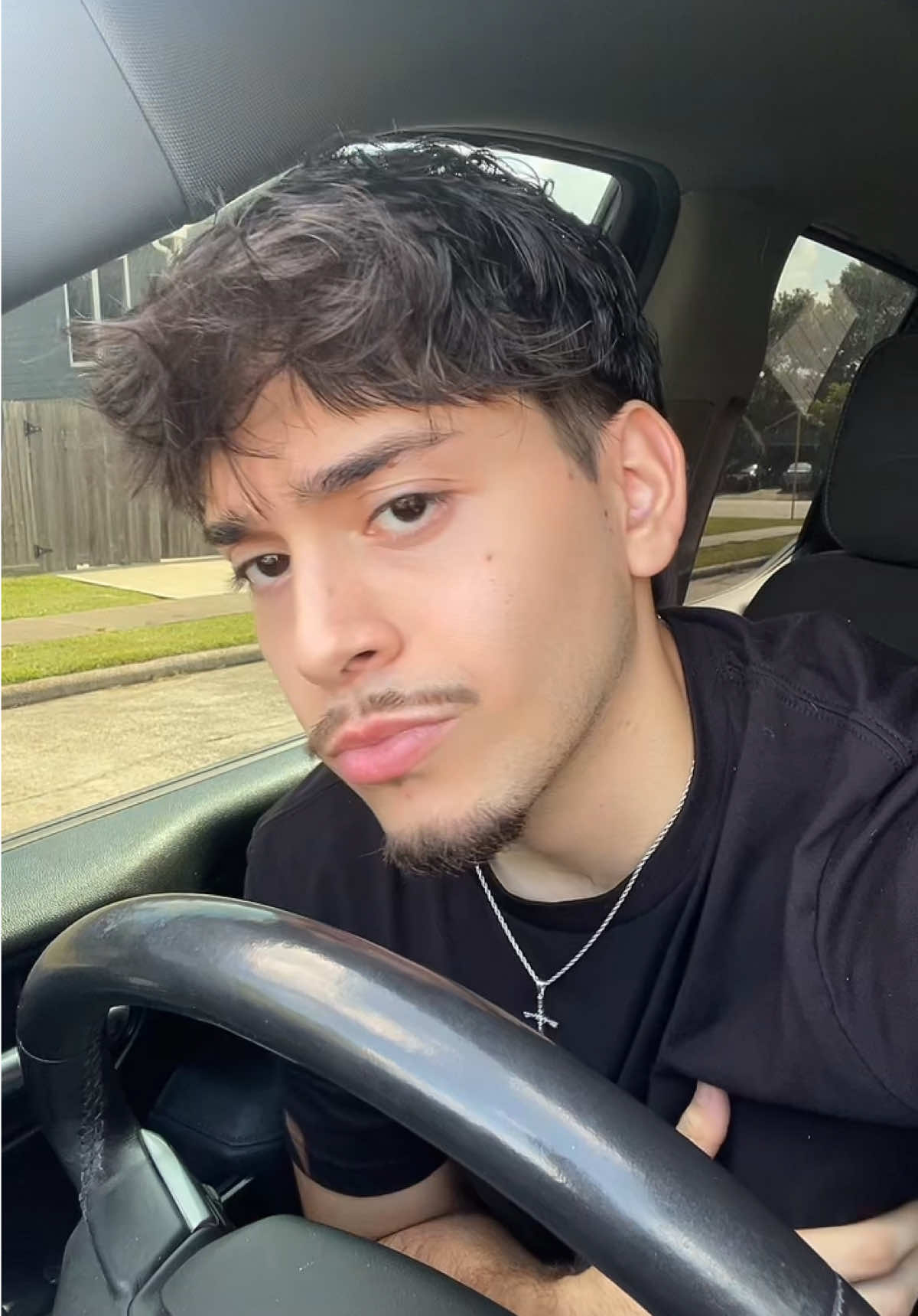 Oye me 🧏 #fyp #fypシ #parati #viral #trending #goatee #mustache #mexican #latino #relatable #latinos #tx #htx 