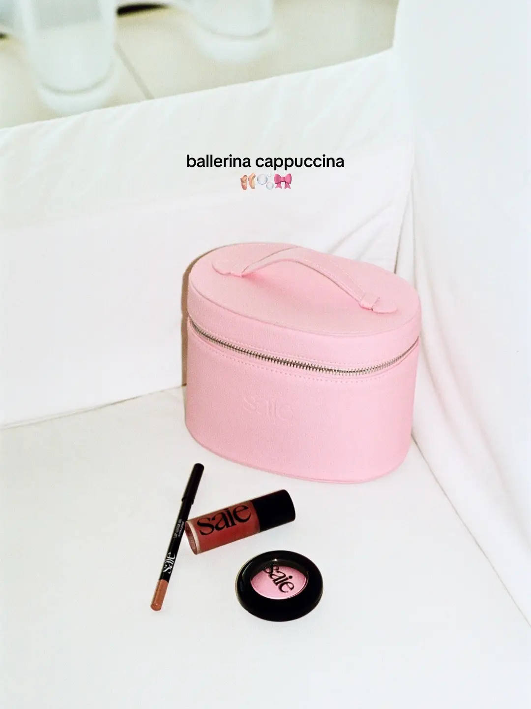 tag yourself #saiebeauty #saievanitycase #saiemakeupbag 