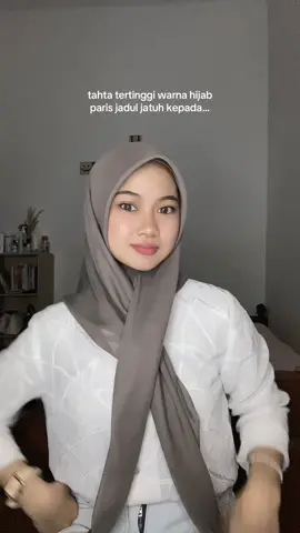 cakep bgt, masuk ke semua warna baju😭