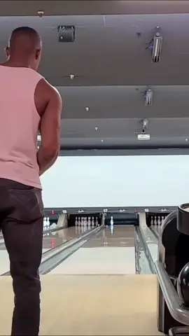 that pick up - - - - #bronswick #hammerhead #bowling #trickshot 