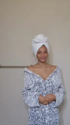lip care routine #glossylips  #lipcar #healthylip #facemodel 