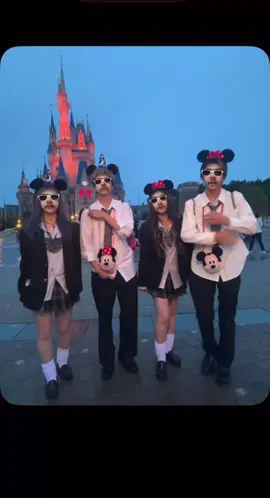 期限切れJKディズニーしてきた💓💓雨降ってたけど楽しかったまた行こうね🌟#07 #美容学生 #fyp 