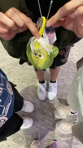 After #SaWExperience naghanap pa ng kapaguran sa bohai HAHA! DUNGKA! munaaa with @shii @gwentea #sb19 #fyp #Dungka #SB19Dungka #SimulaAtWakas #SB19SaW @SB19 Official @1Z Entertainment @Araneta City 