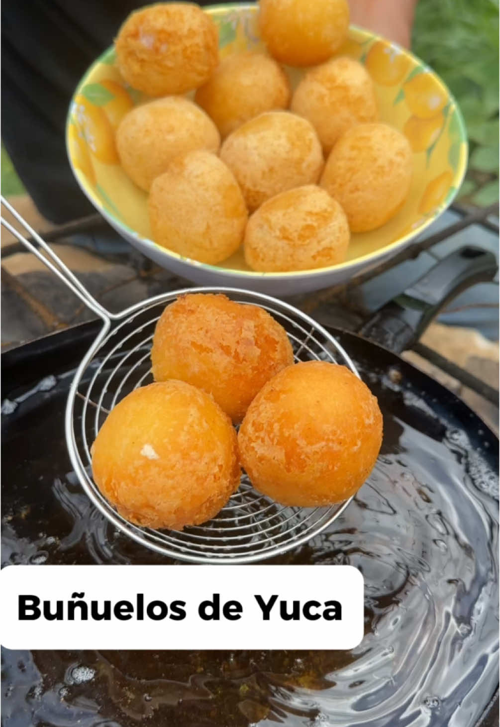 Buñuelos de yuca😋 #buñuelos