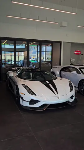 Koenigsegg Regera  #koenigsegg #koenigseggregera #hypercar #carspotting 