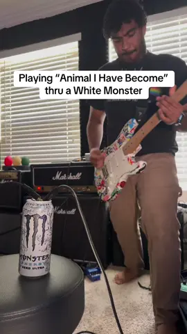 Had to go all out for this one. Thank you guys for all the support lately, the growth has been unreal. Lets keep it going folks💪🏾💪🏾💪🏾 . . . #whitemonster #rock #music #trending #guitar #fyp #musician #guitarist #animalihavebecome #threedaysgrace #monster #monsterenergy #monsterenergydrink #guitartone #metal #hellyeah @Monster Energy 