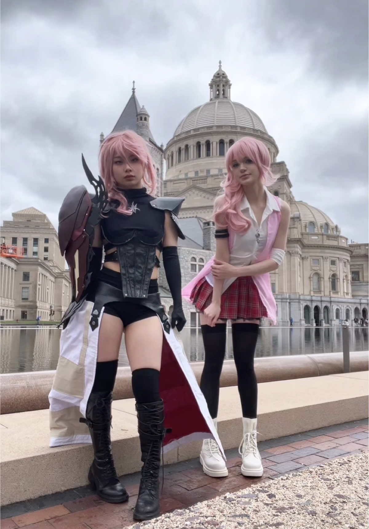 final fantasy 13 in 2025?? @elaine  #animeboston  #cosplay #ff13 #finalfantasy #lightning #serahfarron 