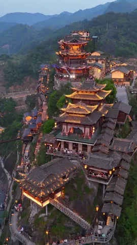 Wangxian Valley, with mountains and waters intertwined, shrouded in clouds and mist, is like a fairyland.#中国#望仙谷 #风景 