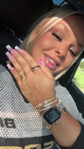 Sooo cute 😍 #jewelry #jewelrybusiness #jewelrytiktok #jewelrymaking #jewelrytok #jewelrydesigner #noserings #nosering #noseringcheck #noseringcollection #nosehoop #nosehoopprobs #nose #beautymarkjewelry #piercingtok #piercingsoftiktok #piercing #piercingfreak #fashion #accessories #makeup #girlythings #girly #makeuphacks #tiktokmademebuyit #coolfinds #christmasgiftideas #christmas #giftideas #christmaslist #tiktokshopholidayhaul #tiktokshopblackfriday #tiktokshopcybermonday #SuperBrandDay #sweaterweather #fyp #foryoupage #giftguide #tiktokshopcreatorpicks #tiktokshopholidayhaul #ttslevelup #ttsdelightnow #tiktokshopjumpstartsale #seasonalgems #ttsdelightnow #tiktokshoploveatfirstfind #tiktokshopspringglowup #springtok #spring #springsale #springbreak #springjoy #tiktokshoprestock #tiktokshopsummerturnup  #tiktokshopmemorialday #dealsforyoudays #handchain #bracelet 