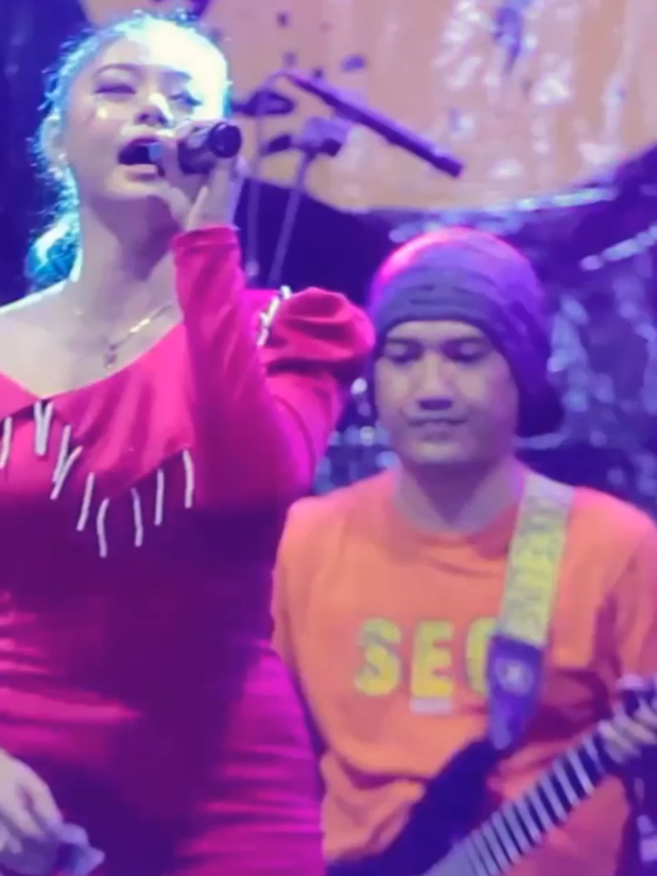 Duet maut bentar lagi rilis nih, yuk intip di youtube nya seo music bareng @novi_novitareal dan juga kang ojol @rizal_pahlevi11 #novinovita #rizalpahlevi #cintadanairmata #foryou #fypage #foryoupage #fyp #video #viral #videoviral #seomusic #seoproduction #rajawaliaudio 