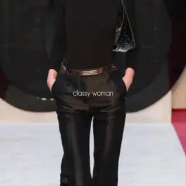 #classy #classystyle #classywoman #Lifestyle #expensivelife #expensivetaste #lawwomen #blackcat 