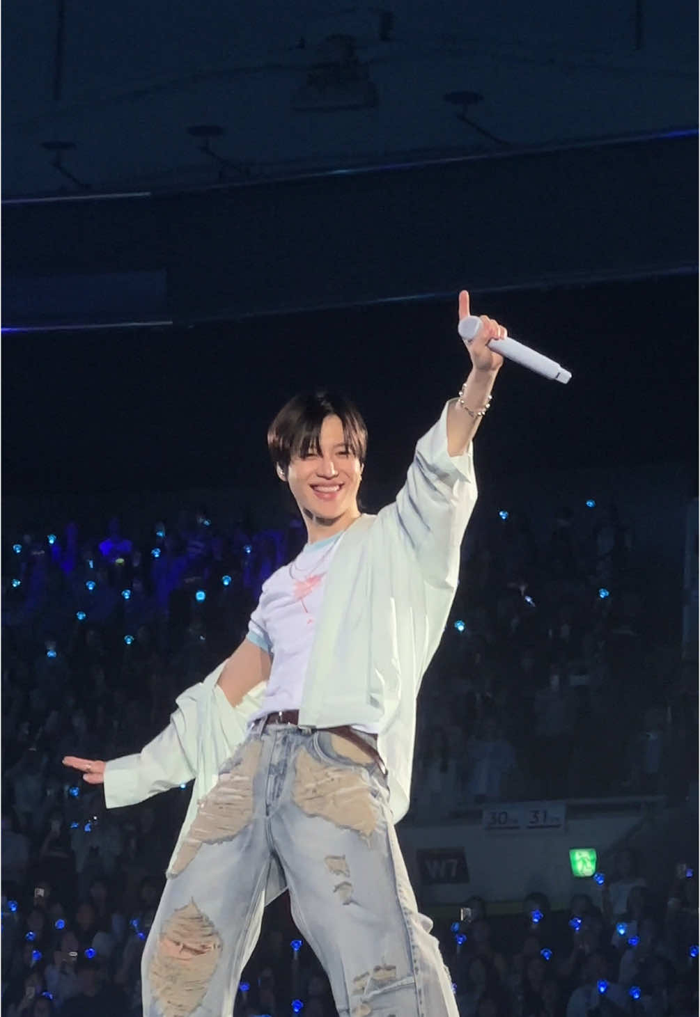 Adding a little something something to Ring Ding Dong 😂 #SHINee #Taemin 