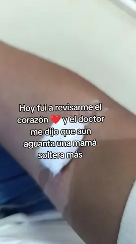 aguanto una más #fouryou #fyp #mamasoltera #corazon #aguanta 
