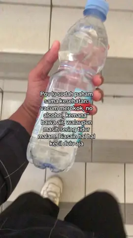 Aku ingin keluarga besarku nanti sehat, maka mulailah dulu dari calon ayahnya. Jujur di semester ini, gw sangat terpukul dengan adanya Matkul tentang disabilitas anak. Ternyata peran ayah sebesar itu ya, mulai pra natal, natal, dan sampai setelah melahirkan. Kesempurnaan seorang anak dipengaruhi dari kesehatan orang tuanya❤️ #hidupsehat 