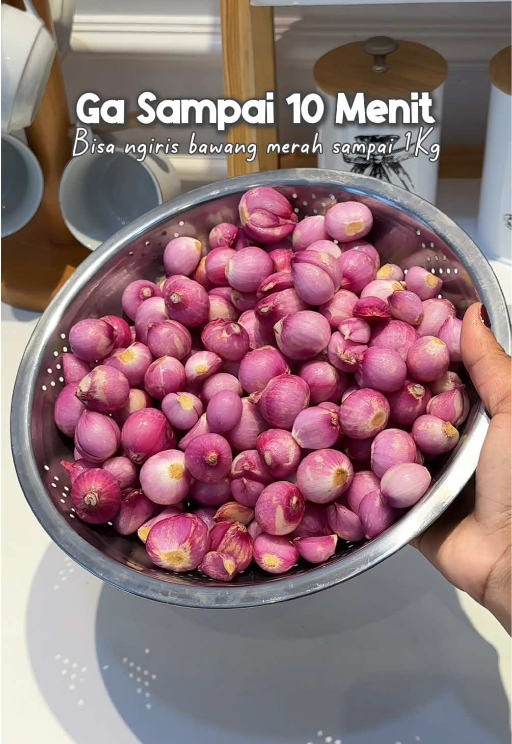 Membalas @Abilsryakila enak juga ya kalau bisa ngiris bawang cepet. #parutanbawang #pengirisbawang #pengirissayuran #pengirisserbaguna #pengiriskeripik 