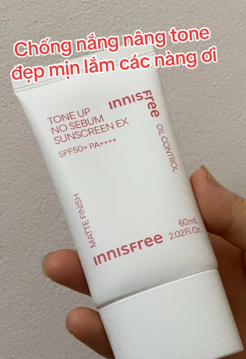 kem chống nắng nâng tone .. tệp vào da mịn lắm  #kemchongnang #chongnangnangtong #kemchongnangnangtone 