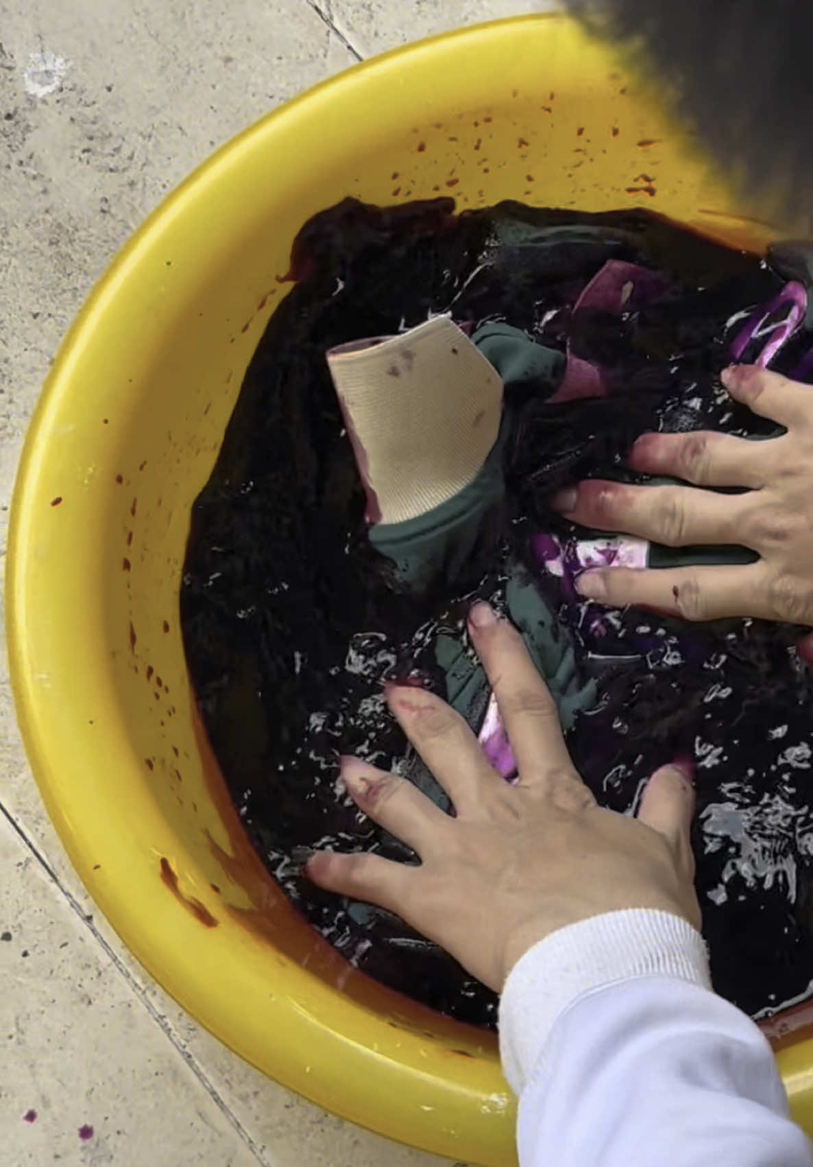 Bột tẩy mốc-thâm kim quần áo lâu ngày dễ sử dụng tiết kiệm cho mọi nhà #xuhuongtiktok #tiktokviral #bottayquanao 