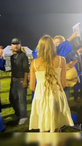 Most Emotional Reunions I’ve ever seen before #soldier #reunion #emotional #surprise #Homecoming #soldiercominghome #fyp #usa 