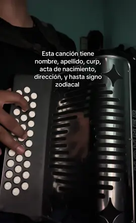 Pero solo soy un simple terrenal que vive alucinando 🫶🏽 #terrenal #julionalvarez #perosolosoyunasimpleterrenal #enamorado #dedicala #acordeon #algobien #tik_tok #paratii #acoedeonista #sigueme❤️ 