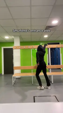 🔈: @Alpaca Beats Idc I love this song 🤷🏽‍♀️ #rihanna #smurfs #friendofmine 