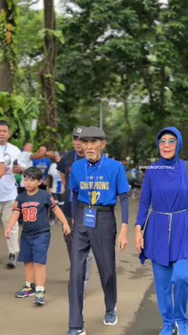 He was the first to bring the champions Persib Bandung, Abah Indra Thohir 👑🏆⭐️💙