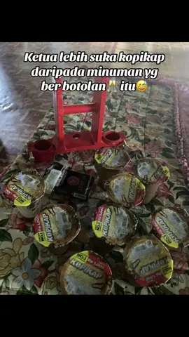 Penikmat minuman harga seribu#fotolive#lewatberandafypシ 