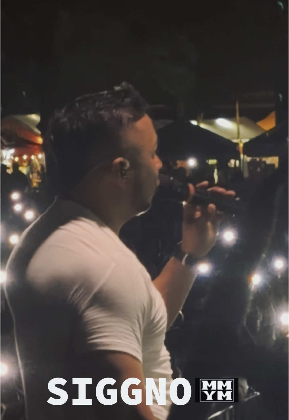 @Grupo Siggno has done what Siggno does and give their audience the best show they deserve, @Jesse Turner guided the audience into a  magical moment with the hit “MAMA” .@MMYM #tejanomusic #tejano #tejanomax #gruposiggno #musicmusicaymas #parati 