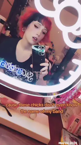 it's already too hot #texas #htx #orangeandblackhair #stretchedears #flippyhair #GamerGirl #altgirl #egirl #flippyhair #hellokittymirror 