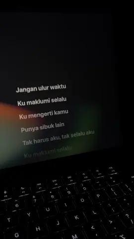 #audio #lyrics #lyricsvideo #music #applemusic #skena #musik #dalamhening #bernadya #bernadyaribka #nadya  #bernadyalamalama #lamalama #lamalamabernadya 