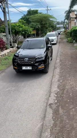 Pengiring engagement versi orang madura🤣 #engagement #engagementmadura #tunangan #fyp #jember #tunanganmadura #madura 