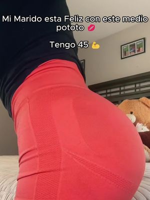 Mujer empoderada. Ayuda glúteos grandes, potencia cuerpo fit en casa o gym. creatina.Belleza natural