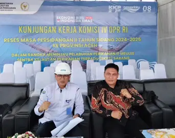 Latepost, Series of Activities.. Part 3 : KunjungAn KerjA KetuA Komisi IV DPR-RI Ibu Titiek Soeharto & Bapak Menteri KehutanAn RajA Juli Antoni, Bapak @ta.khalid_real + AnggotA Komisi IV DPR RI & Tim KementeriAn.. Reses MasA Persidangan II Tahun Sidang 2024 - 2025 Dalam RangkA MeninjaU SentrA KelaUtAn PerikAnan Terpadu (SKPT) PelabuhAn PerikAnan Ie MeUlee Sabang, Provinsi Aceh.. BravO Kementerian KelautAn Perikanan RI : *DirektorAt Pengawasan Sumber Daya KelautAn PerikanAn (PSDKP) *DirektorAt JenderAl Perikanan TangkAp (DJPT) *DirektorAt JenderAl PenguatAn DaYa Saing Produk KelautAn Perikanan (PDSPKP) di Laut..di DarAt kitA jaYa 🔥🔥.. @C.A.2303  @Miss💕  @idawati 