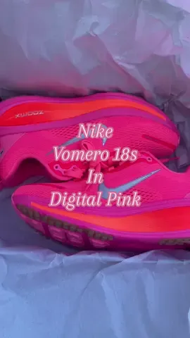 I was waiting for the new color to be released! 😍💗🎀#NikeVomero18s #Running #run #runtok #runningcommunity #runcommunity #runningoutfit #runningshoes #nike #runninglifestyle 