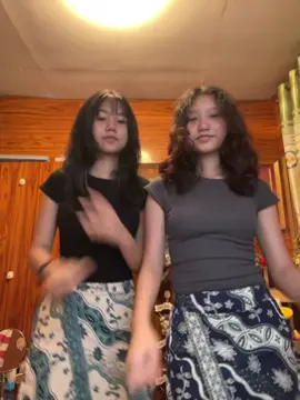 It’s so hard to dance on the bed@so pyay - 小雪 ❄︎ @Cressida🎀 #fyp #foryou #foryoupage 