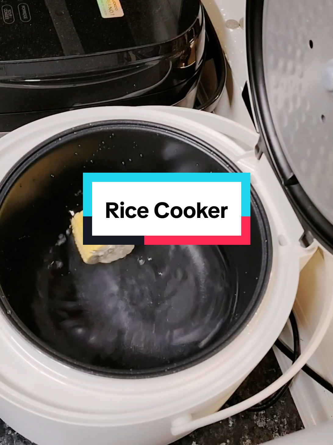 Rice Cooker ni kita boleh masak nasi sampai 10 cup beras yang dia bagi #kakmarhomeproducts #tiktokshopmalaysia🇲🇾 #tiktokshopmalaysia #paydaysale #tawaranharigaji #cuckoomalaysia #ricecooker #periuknasi 